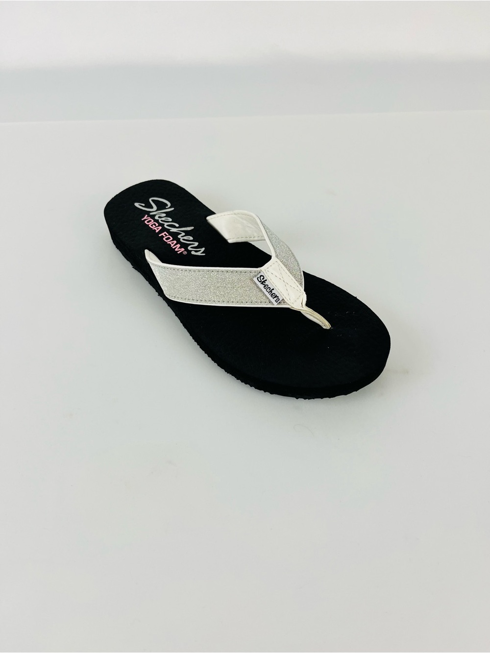 Skechers Cali Vinyasa Yoga Foam Flip-Flops Sparkling Glitter Faux Leather Size 8